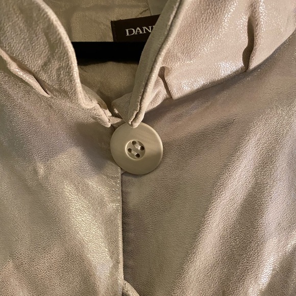 Danier leather off white sparkly jacket - Picture 3 of 6